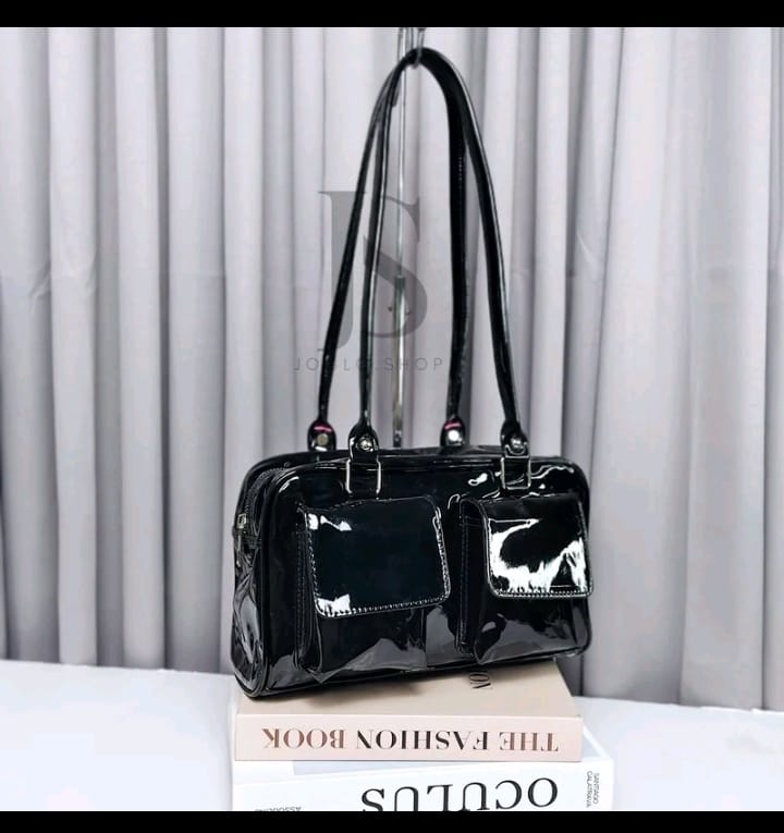 Tas Selempang Zahra